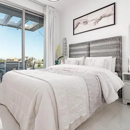 Διαμέρισμα Bel4- Enjoyable 3 Modern Flat With Sea View *