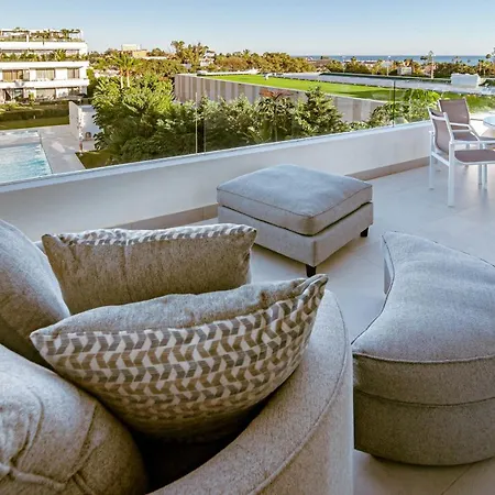 Διαμέρισμα Bel4- Enjoyable 3 Modern Flat With Sea View Εστεπόνα