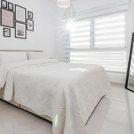 Διαμέρισμα Bel4- Enjoyable 3 Modern Flat With Sea View *