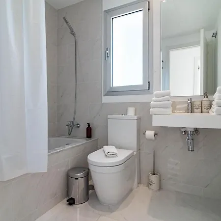 Bel4- Enjoyable 3 Modern Flat With Sea View * Εστεπόνα