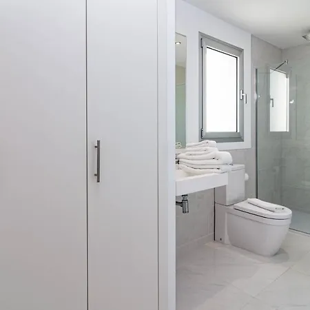 Bel4- Enjoyable 3 Modern Flat With Sea View Estepona